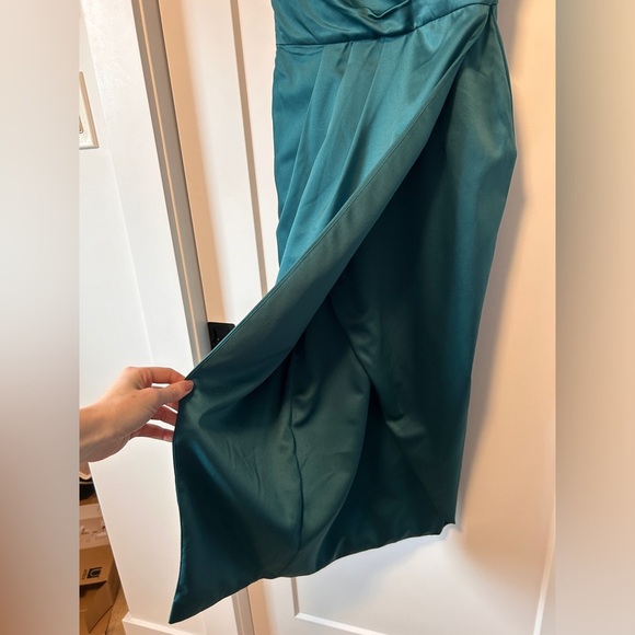 NWT Lavish Alice Wrap Midi Dress - Picture 5 of 6